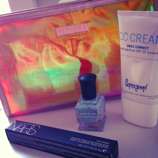 Sephora-Holographic-Makeup-Bag